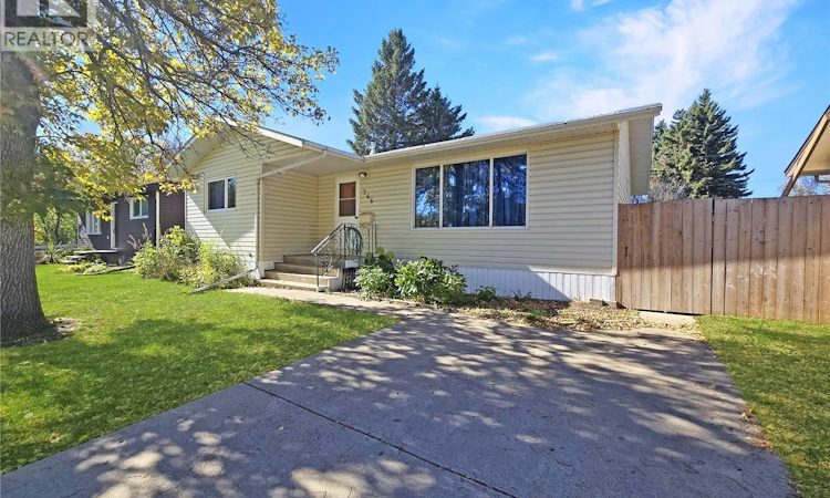 366 Hudson Avenue
