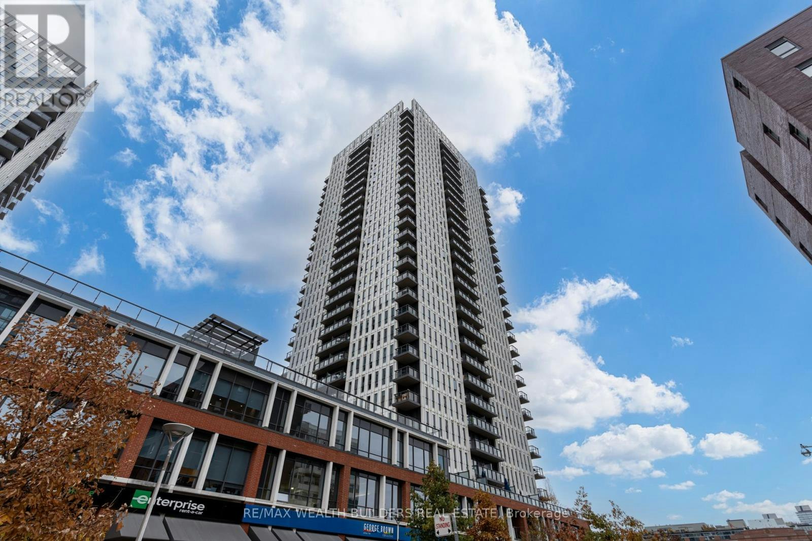 606-55 Regent Park Boulevard, Toronto, ON, M5A 3H6 - 2