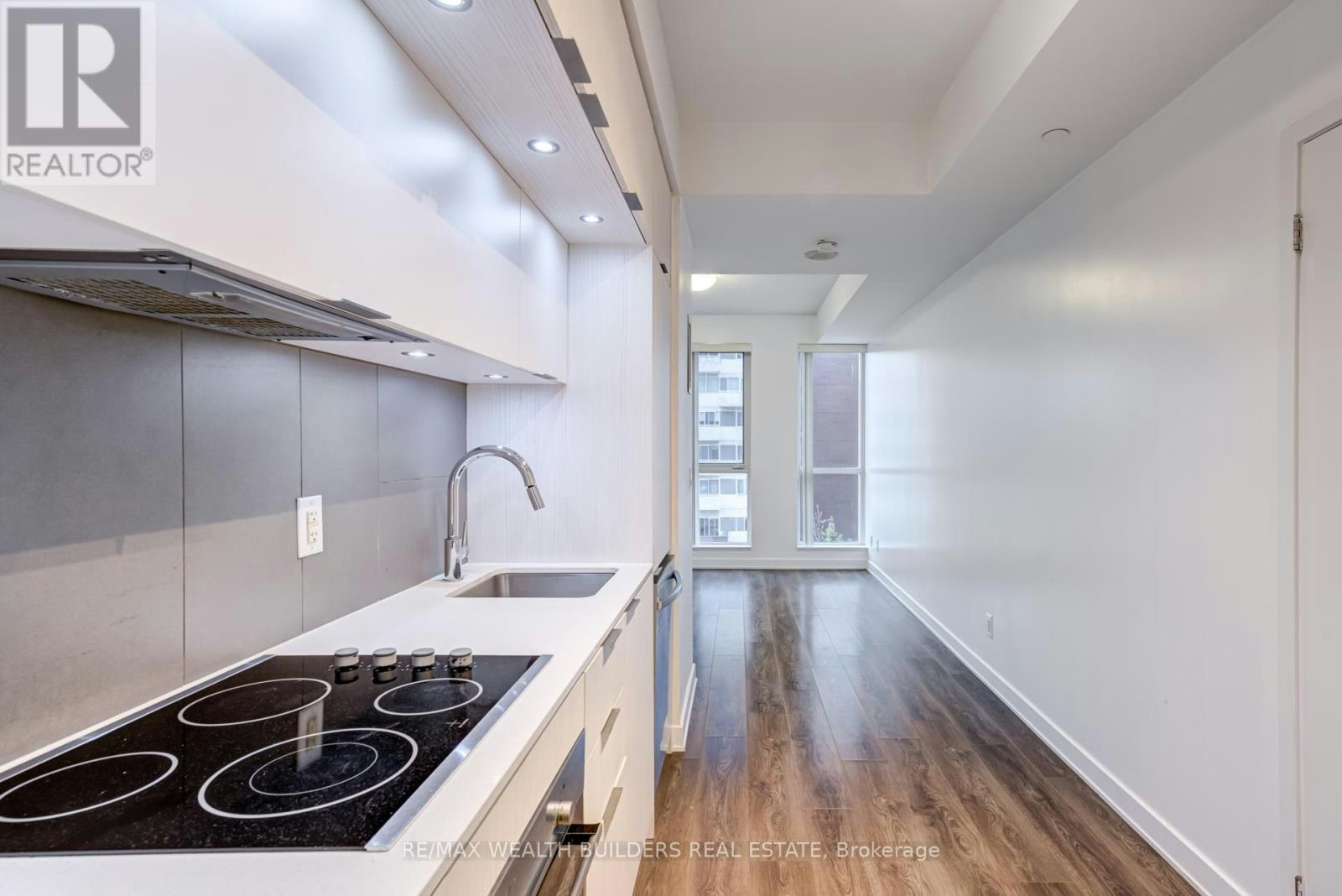 606-55 Regent Park Boulevard, Toronto, ON, M5A 3H6 - 17