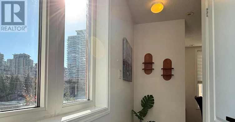 223-28 Douro Street, Toronto, ON, M6K 3M4 - 4
