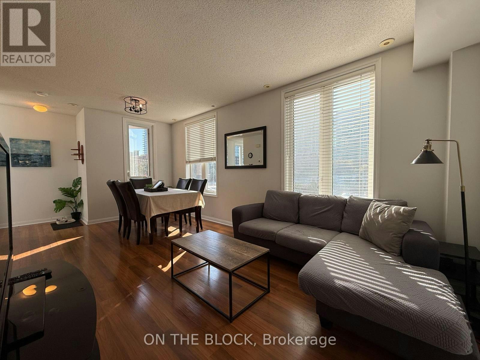 223-28 Douro Street, Toronto, ON, M6K 3M4 - 13