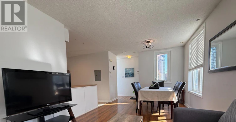 223-28 Douro Street, Toronto, ON, M6K 3M4 - 5
