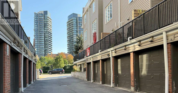 223-28 Douro Street, Toronto, ON, M6K 3M4 - 37