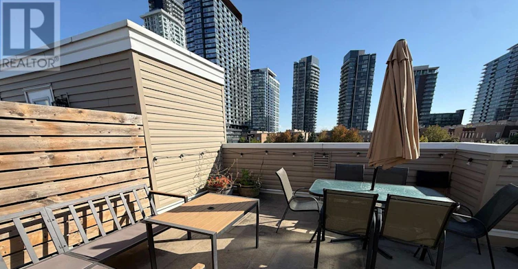 223-28 Douro Street, Toronto, ON, M6K 3M4 - 24