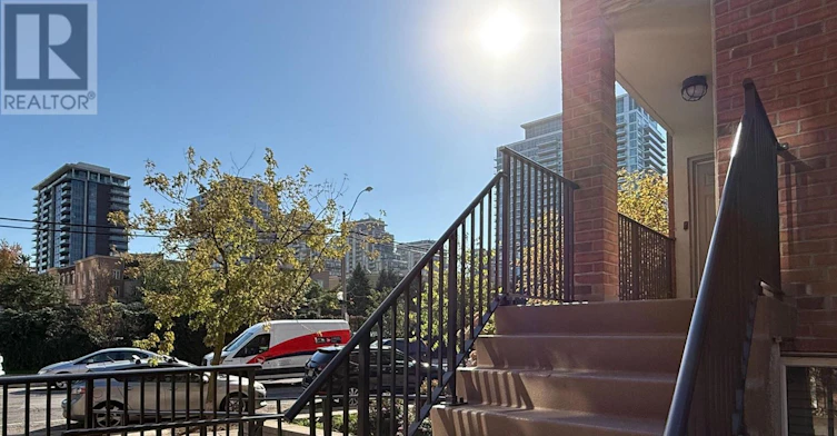 223-28 Douro Street, Toronto, ON, M6K 3M4 - 29