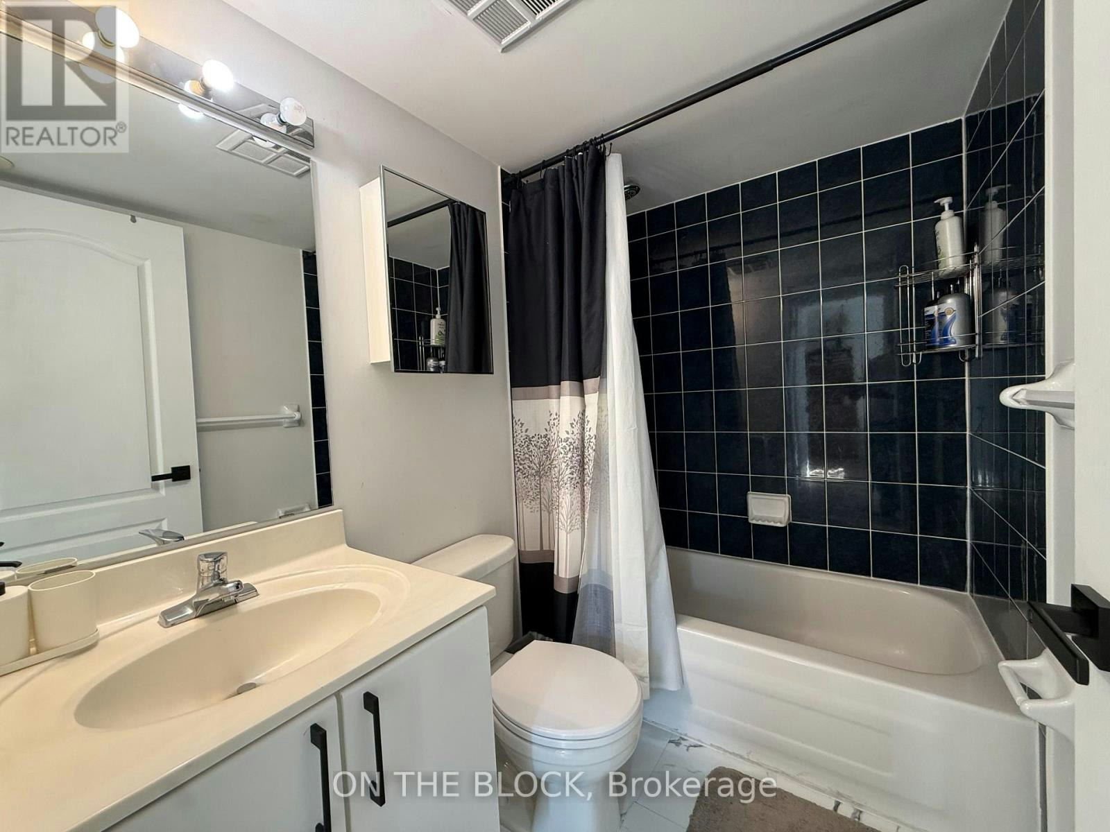 223-28 Douro Street, Toronto, ON, M6K 3M4 - 15