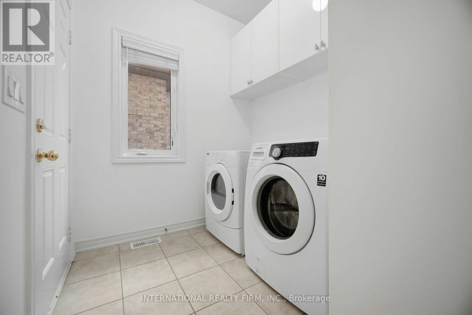 11 Lady Gwillim Avenue, East Gwillimbury, ON, L9N 0B3 - 29