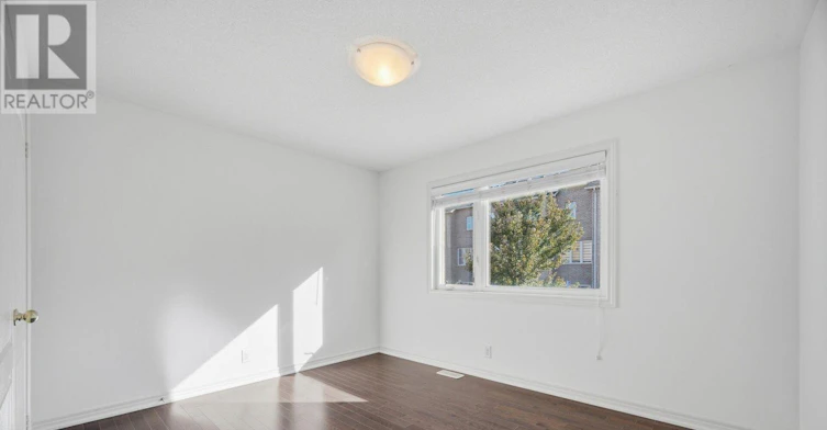 11 Lady Gwillim Avenue, East Gwillimbury, ON, L9N 0B3 - 28