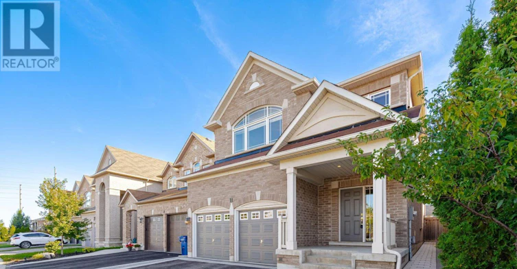 11 Lady Gwillim Avenue, East Gwillimbury, ON, L9N 0B3 - 4