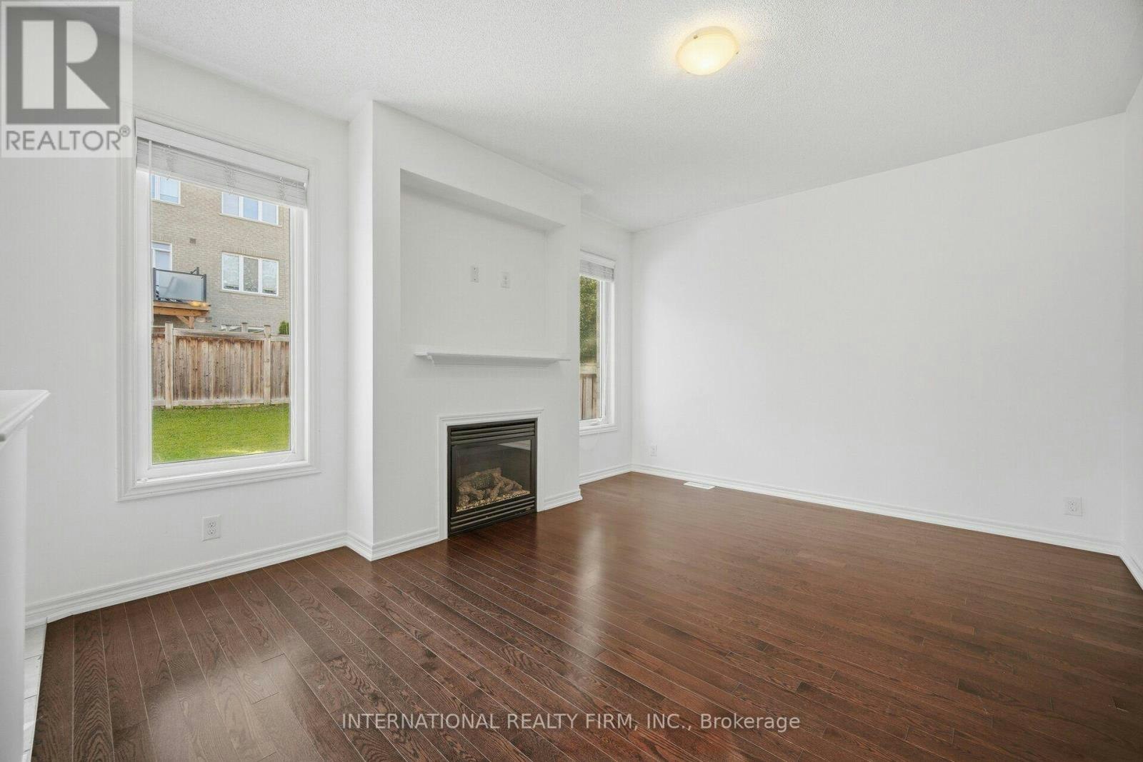 11 Lady Gwillim Avenue, East Gwillimbury, ON, L9N 0B3 - 14