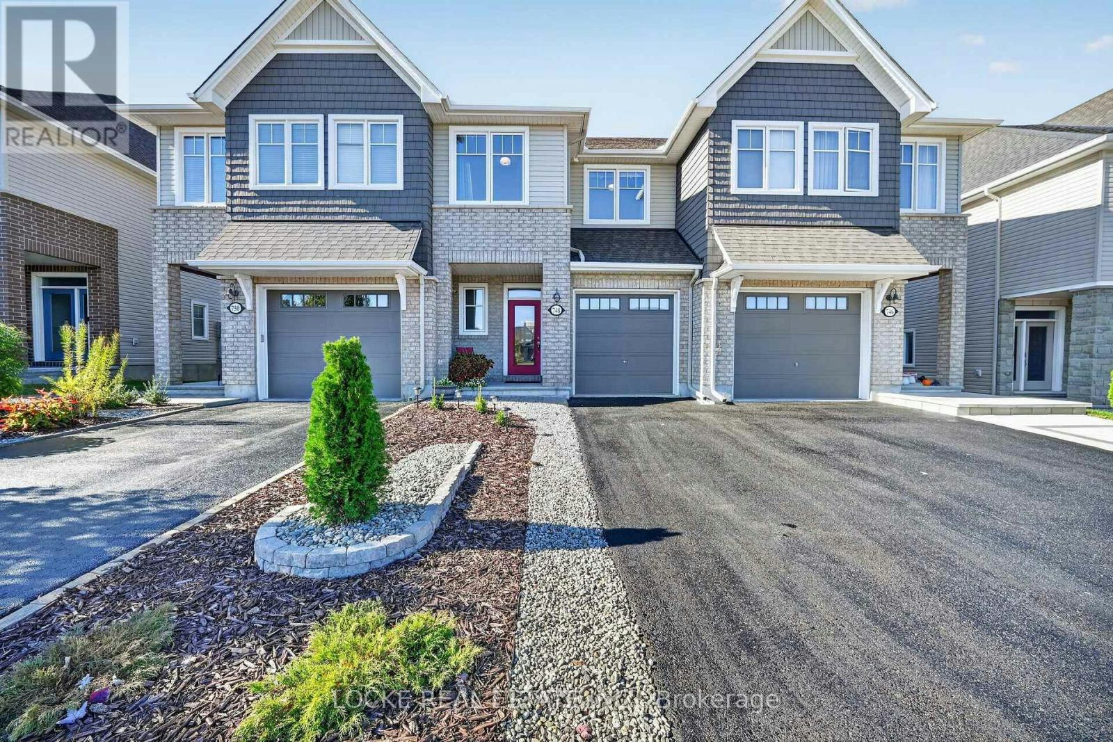 748 Cap Diamant Way, Ottawa, ON, K4A 1J9