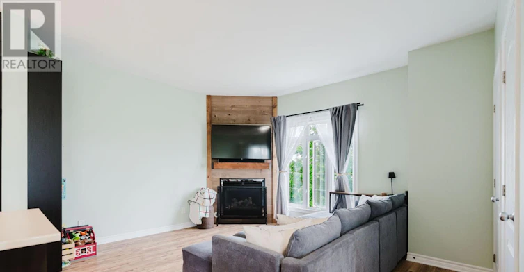 3-203 Bourdeau Boulevard, Limoges, ON, K0A 2M0 - 19