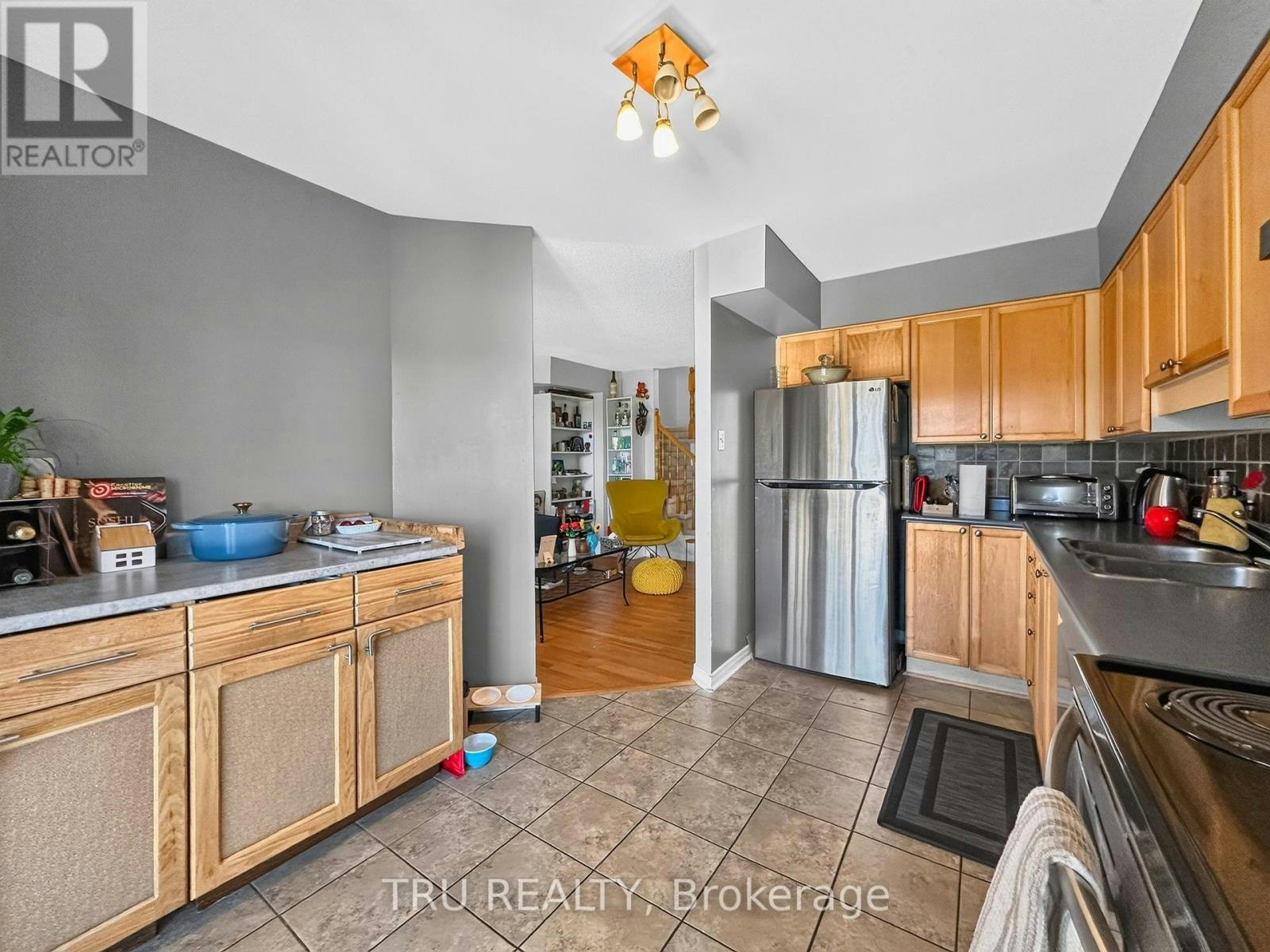 75 Silverlace Private, Ottawa, ON, K1T 3Z8 - 15