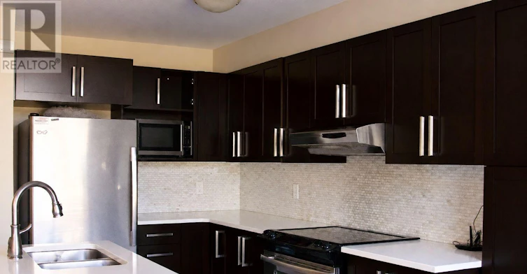 109 Mancini Way, Ottawa, ON, K2J 5X3 - 7