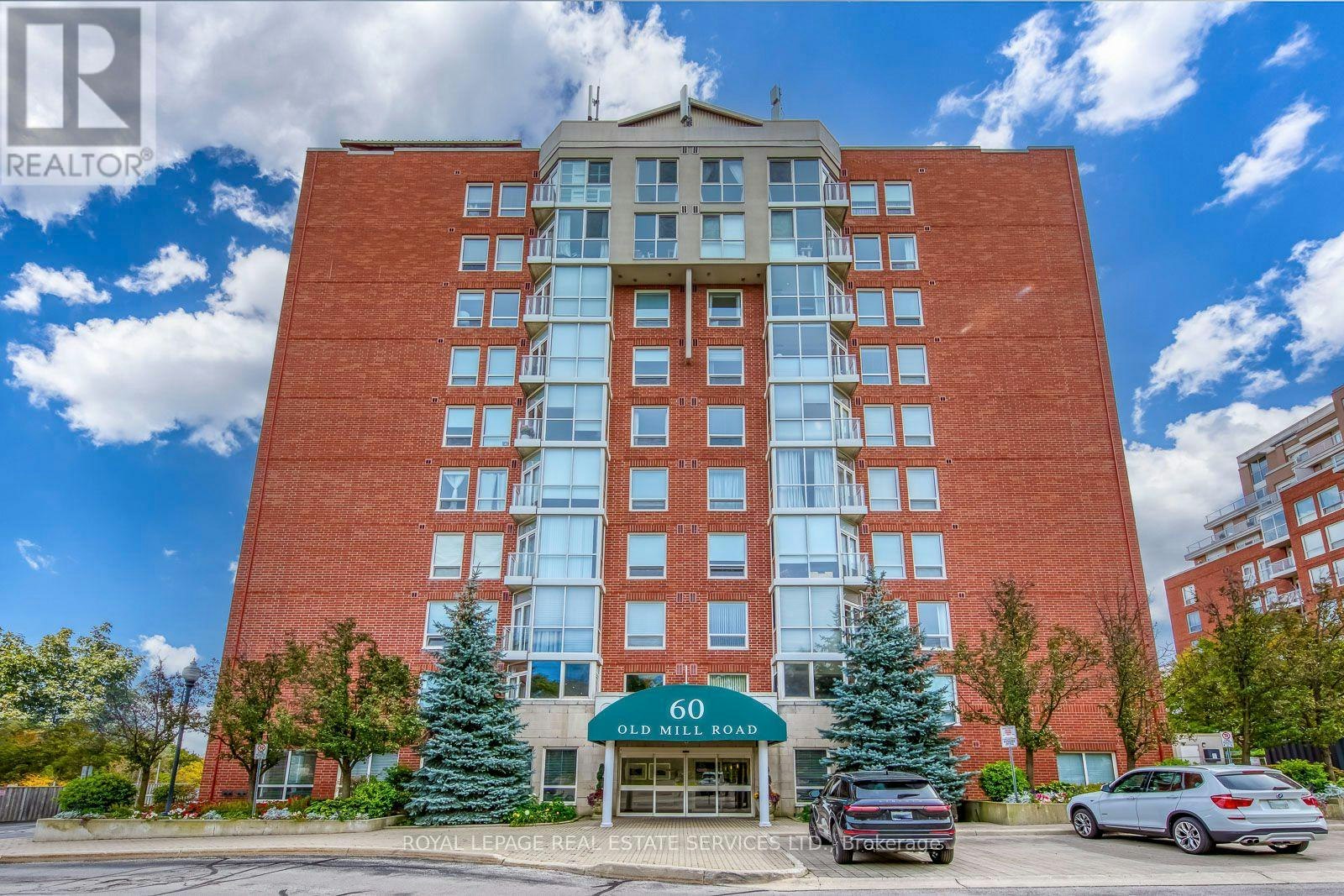 UPH5-60 Old Mill Road, Oakville, ON, L6J 7V9 2