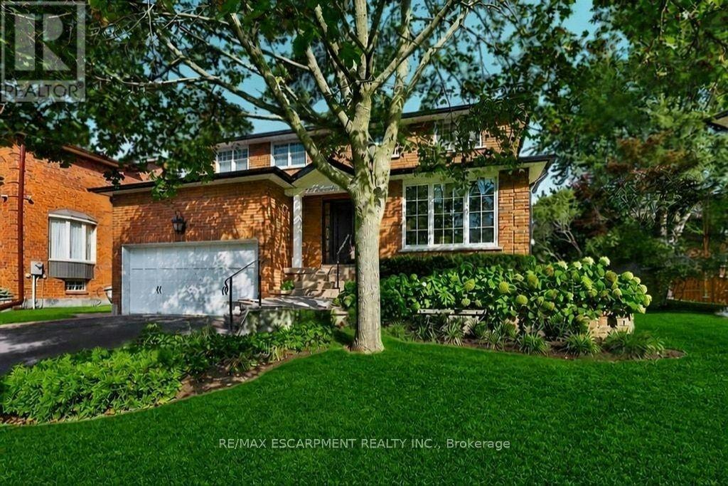 126 Wanita Road, Mississauga, ON, L5G 1B8