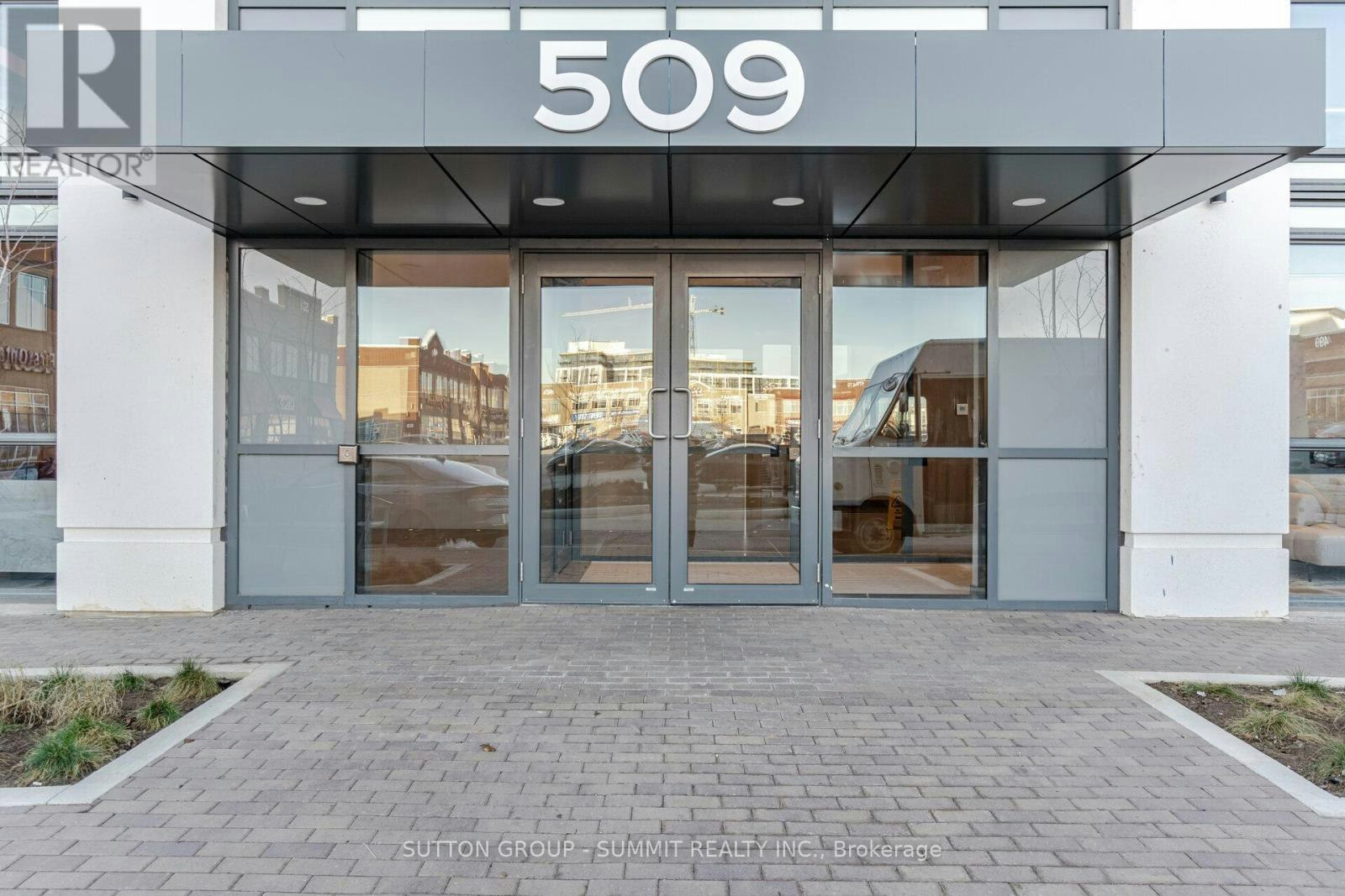 226-509 Dundas Street W, Oakville, ON, L6M 4M2 - 2