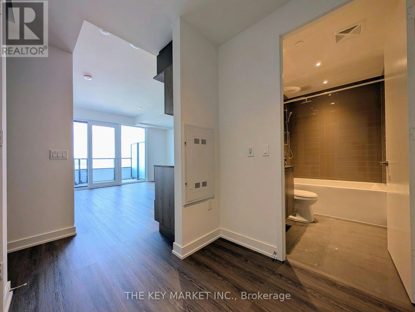 7204-448 Burnhamthorpe Road, Mississauga, ON, L5B 0R4 - 12