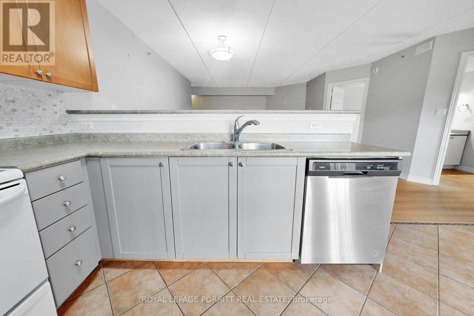 302-2085 Appleby Line, Burlington, ON, L7L 7H4 - 14