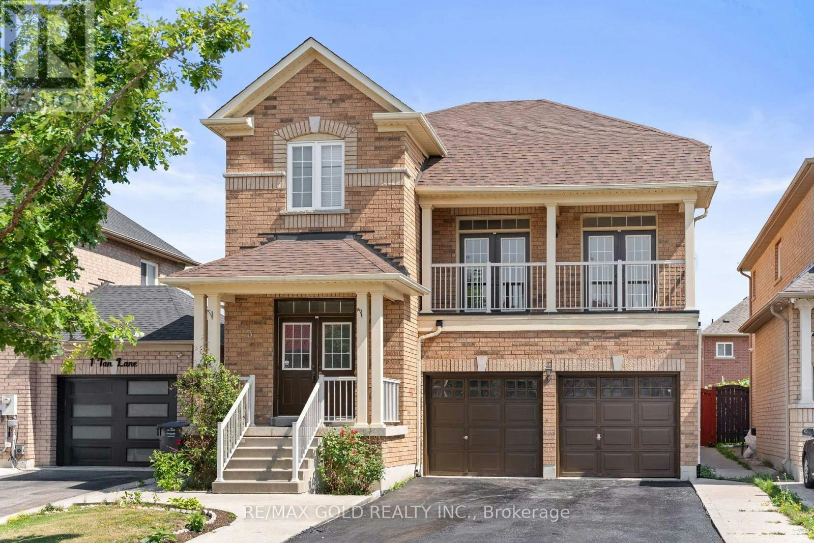 3 Tan Lane, Brampton, ON, L6P 0Z9