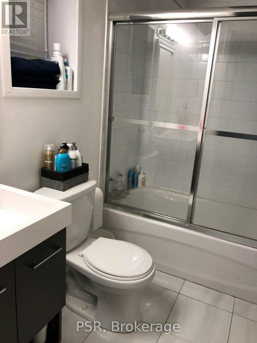 B-54A Galley Avenue, Toronto, ON, M6R 1H1 - 7