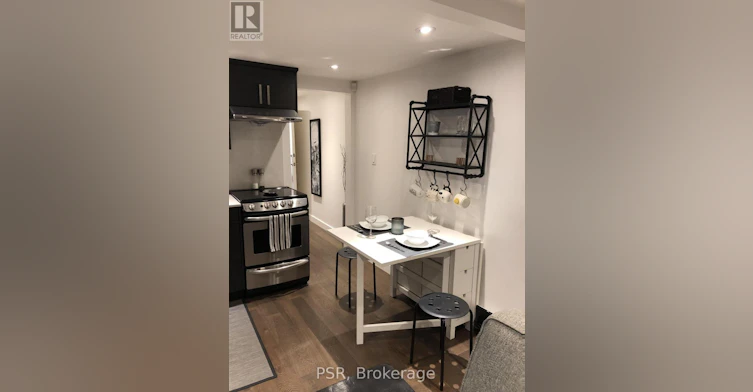 B-54A Galley Avenue, Toronto, ON, M6R 1H1 - 9