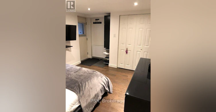 B-54A Galley Avenue, Toronto, ON, M6R 1H1 - 3