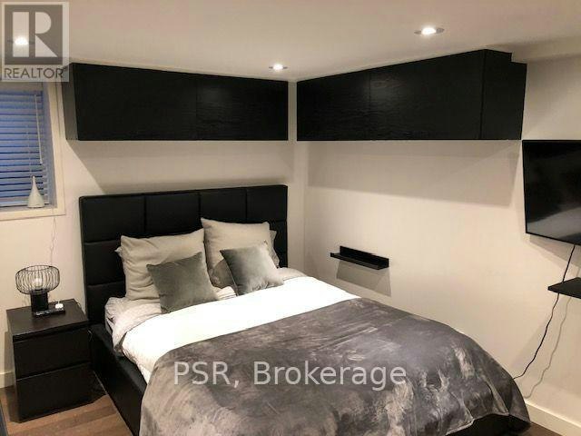 B-54A Galley Avenue, Toronto, ON, M6R 1H1 - 4