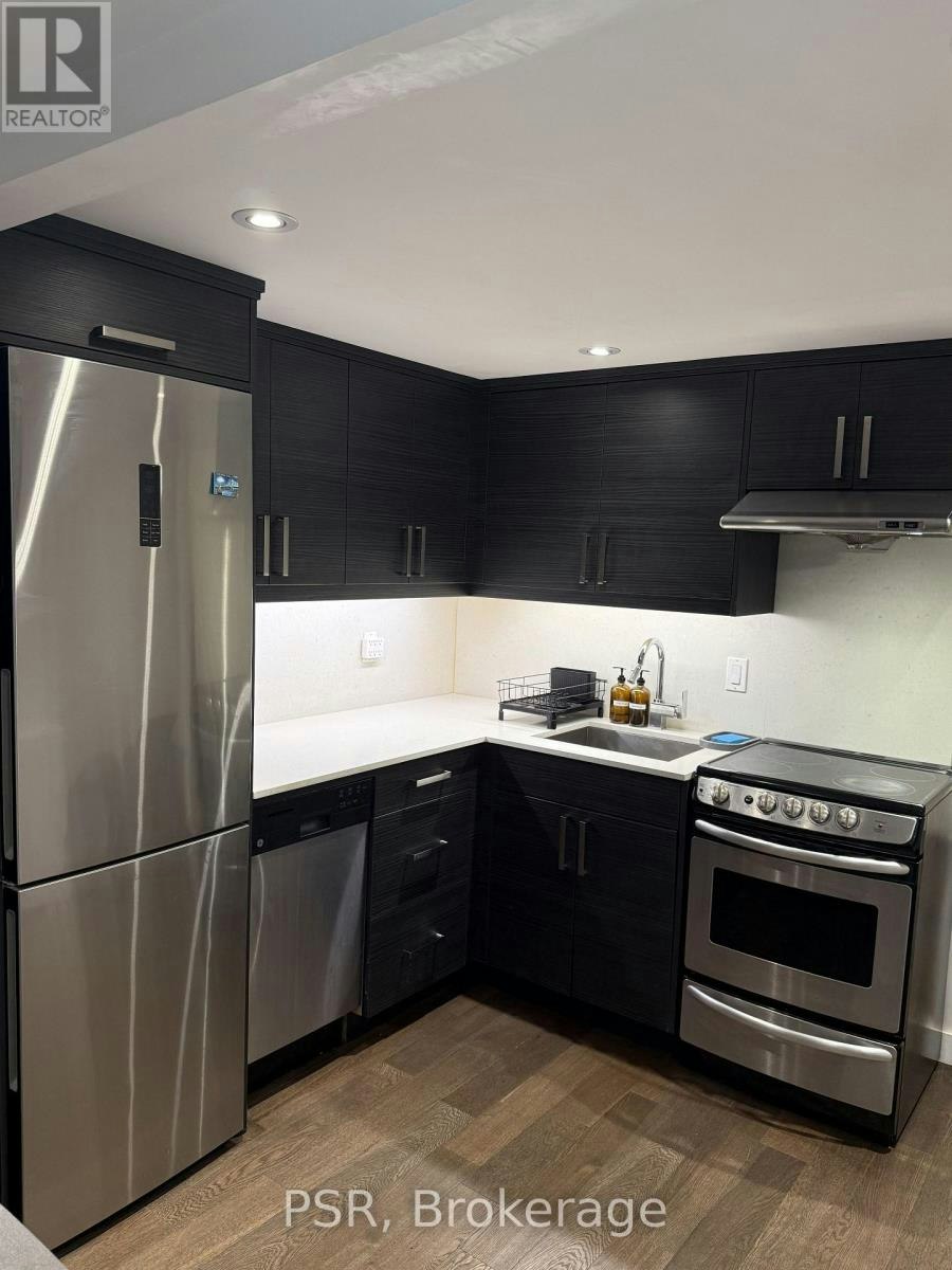 B-54A Galley Avenue, Toronto, ON, M6R 1H1 - 8