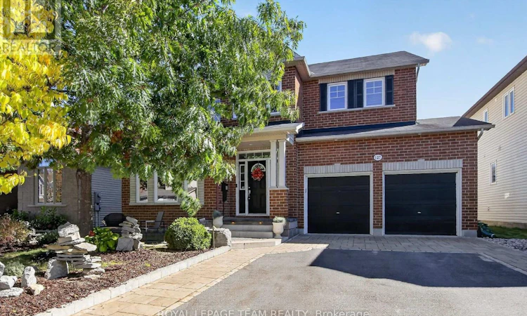 127 Coyote Crescent