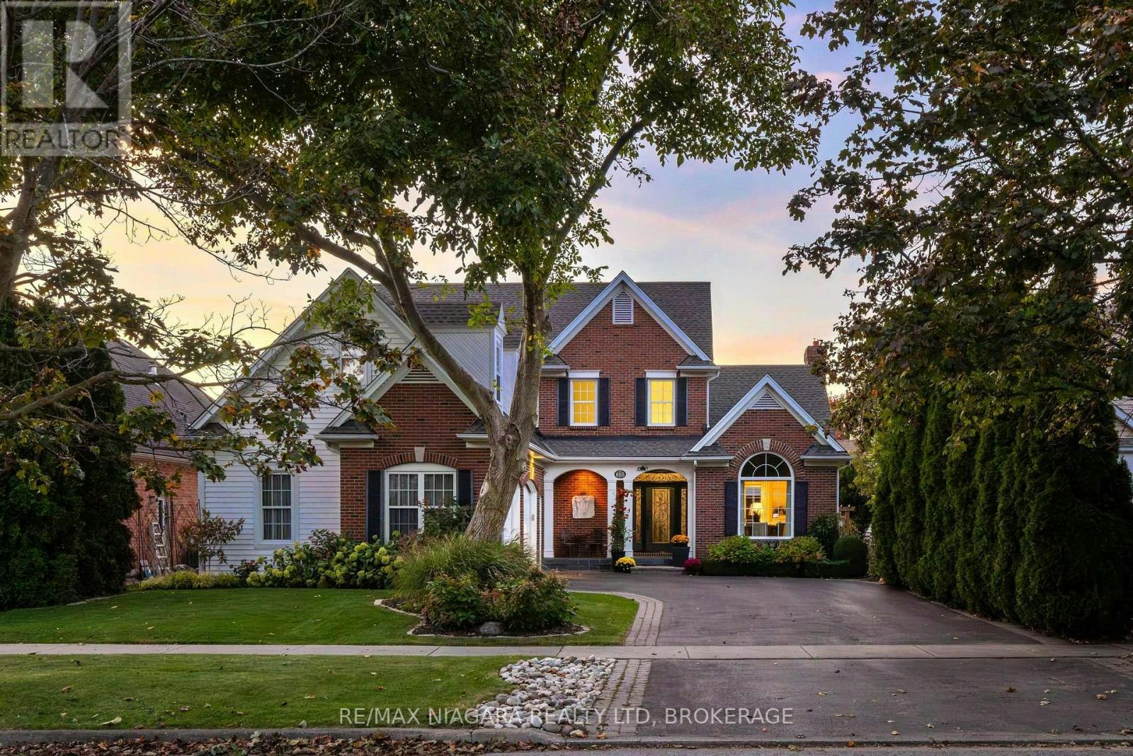 655 Charlotte Street, Niagara-on-the-Lake, ON, L0S 1J0