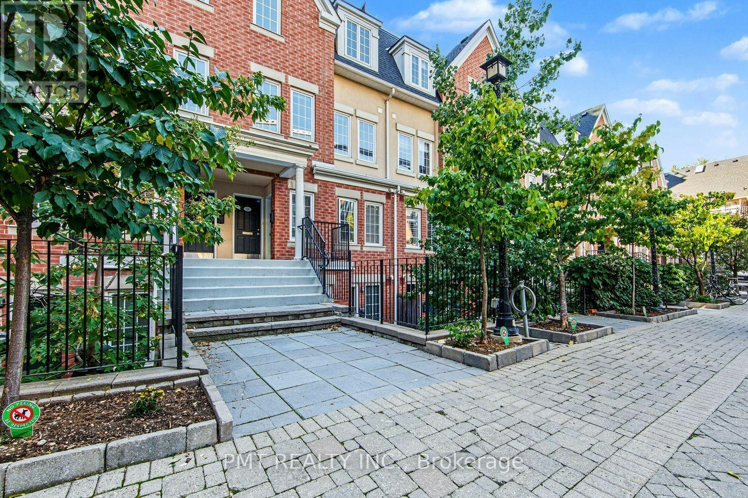 23-11 Niagara Street, Toronto, ON, M5V 3N9