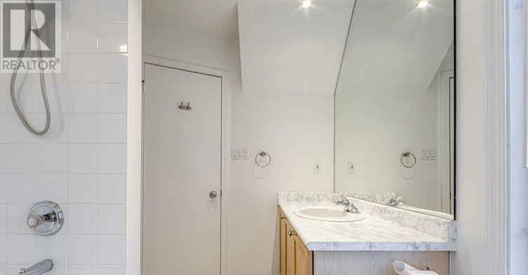 23-11 Niagara Street, Toronto, ON, M5V 3N9 - 21