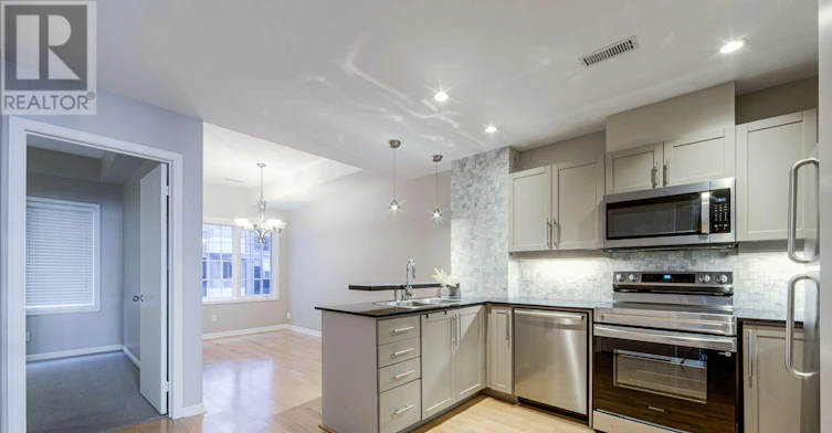 23-11 Niagara Street, Toronto, ON, M5V 3N9 - 5