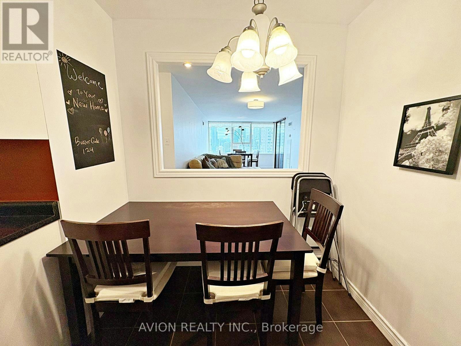 1917-45 Carlton Street, Toronto, ON, M5B 2H9 - 10