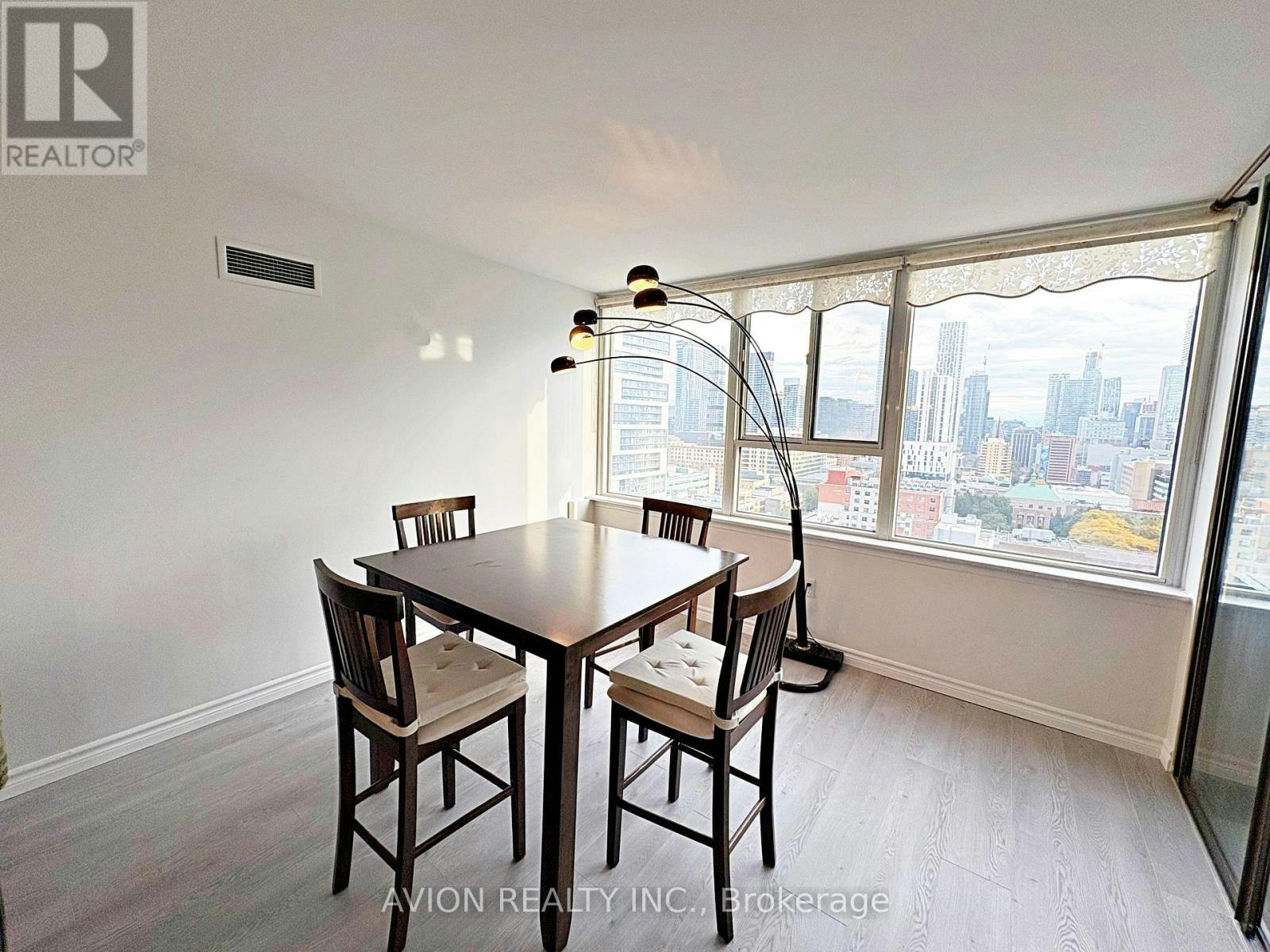 1917-45 Carlton Street, Toronto, ON, M5B 2H9 - 5