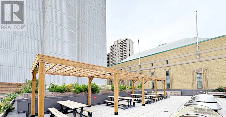 1917-45 Carlton Street, Toronto, ON, M5B 2H9 - 26