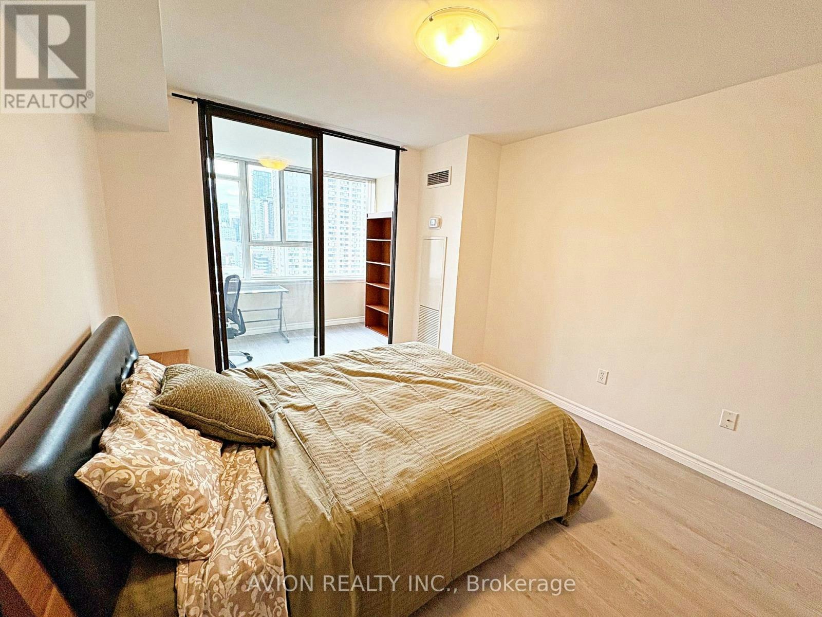 1917-45 Carlton Street, Toronto, ON, M5B 2H9 - 19