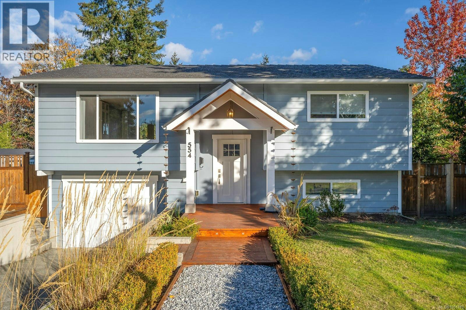 554 Cormorant Street, Comox, BC, V9M 1Z9