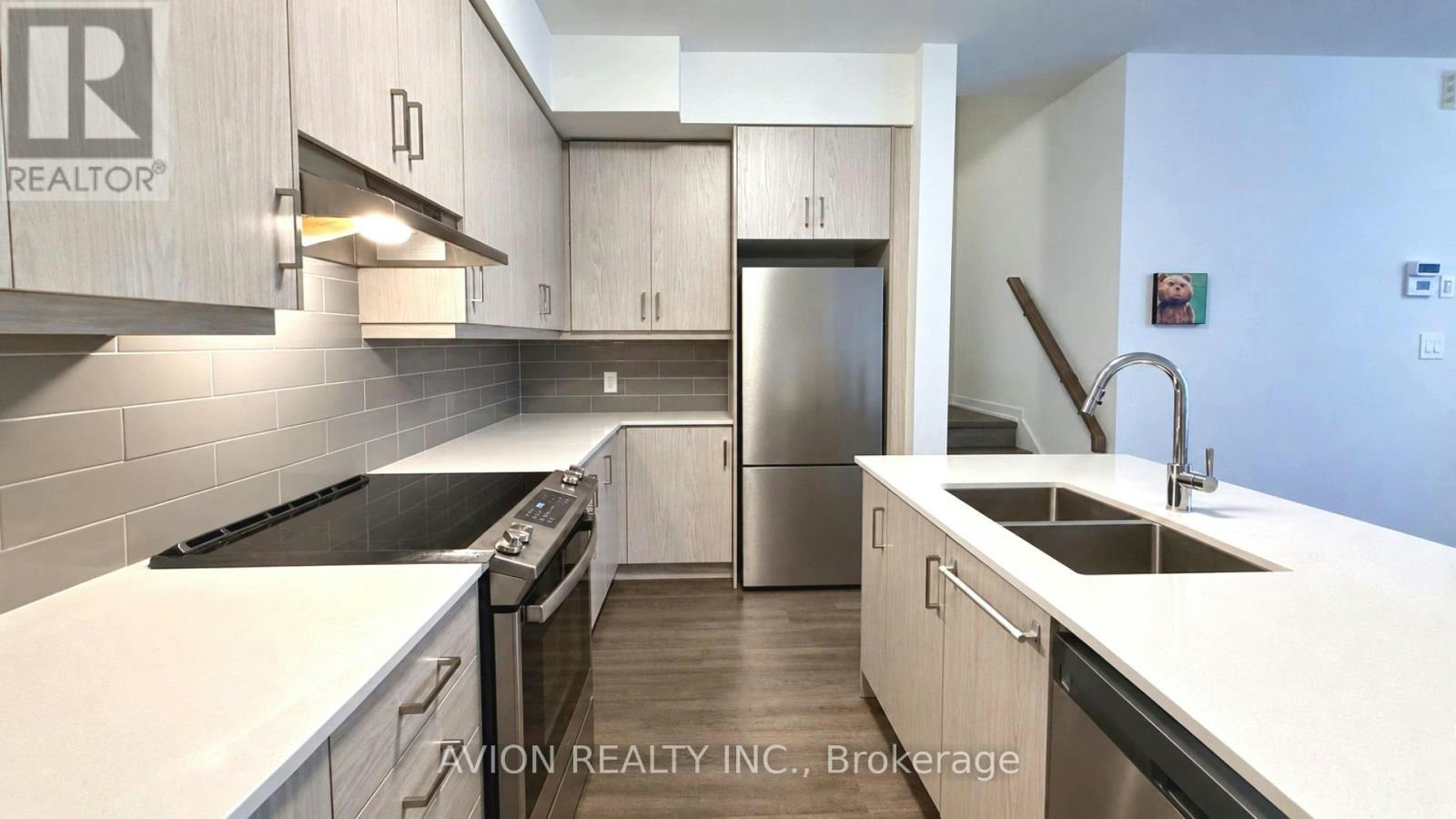 99-10 Almond Blossom Mews, Vaughan, ON, L4K 0N6 - 4