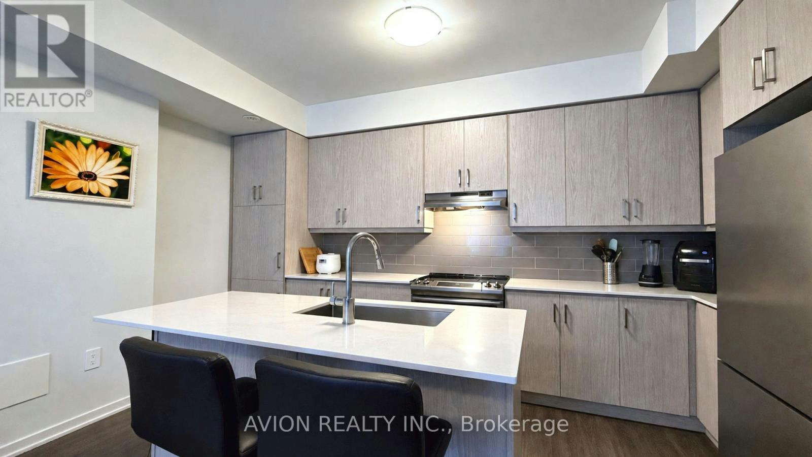 99-10 Almond Blossom Mews, Vaughan, ON, L4K 0N6 - 5