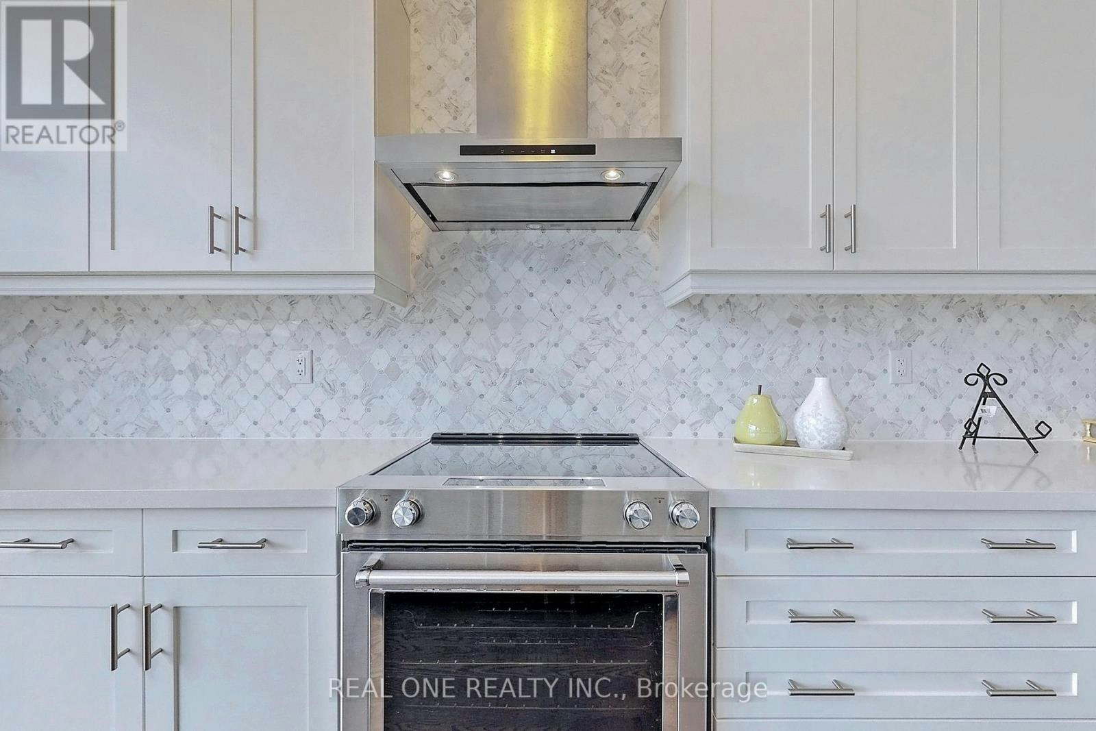 107 Carrville Woods Circle, Vaughan, ON, L6A 4Z6 - 24