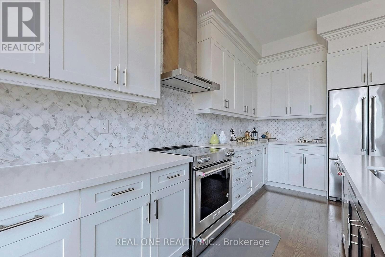 107 Carrville Woods Circle, Vaughan, ON, L6A 4Z6 - 23