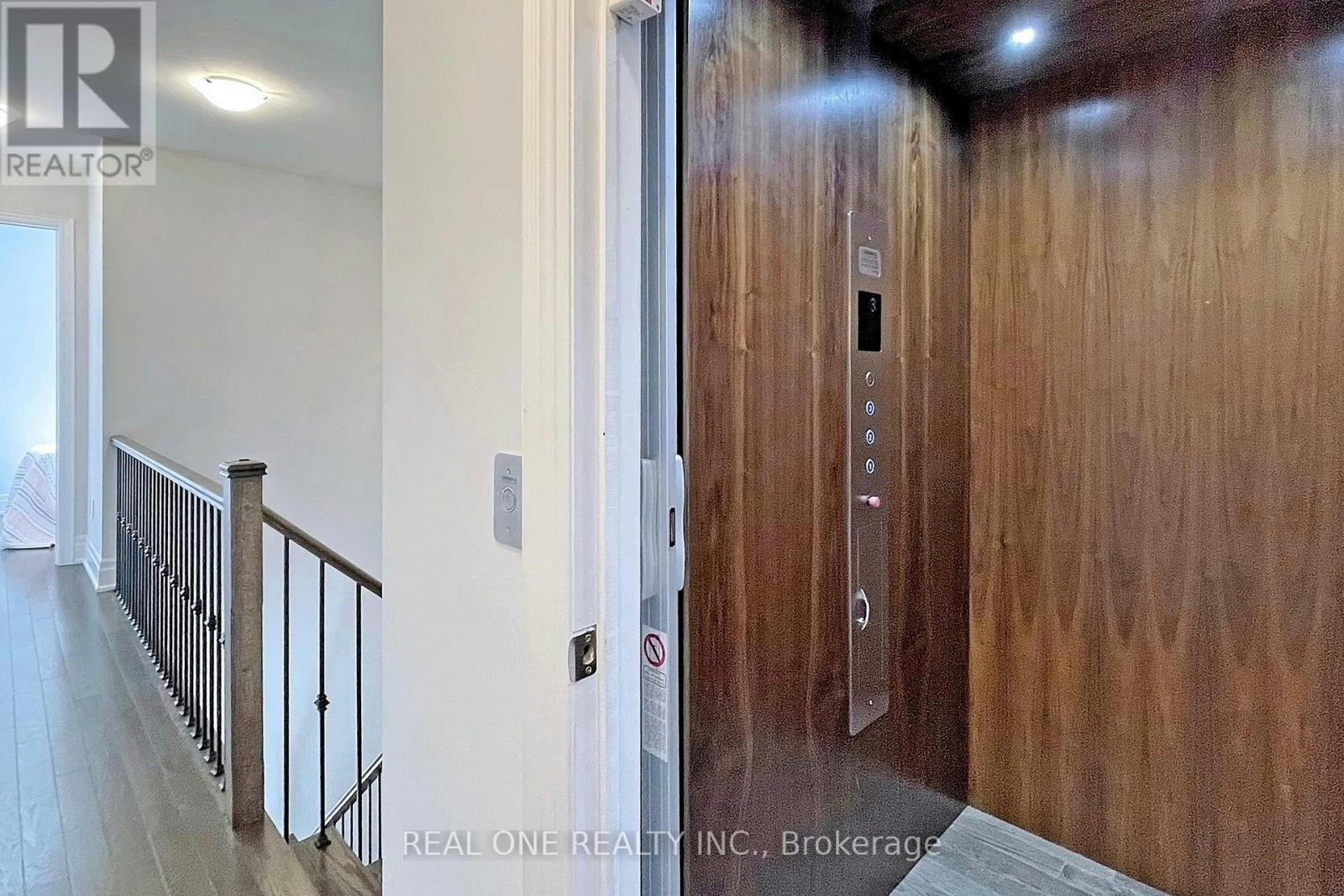 107 Carrville Woods Circle, Vaughan, ON, L6A 4Z6 - 39