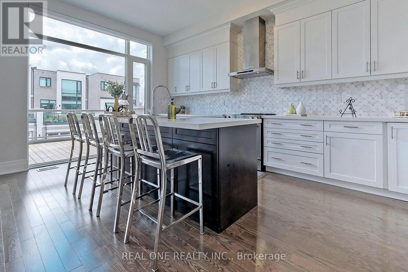 107 Carrville Woods Circle, Vaughan, ON, L6A 4Z6 - 18