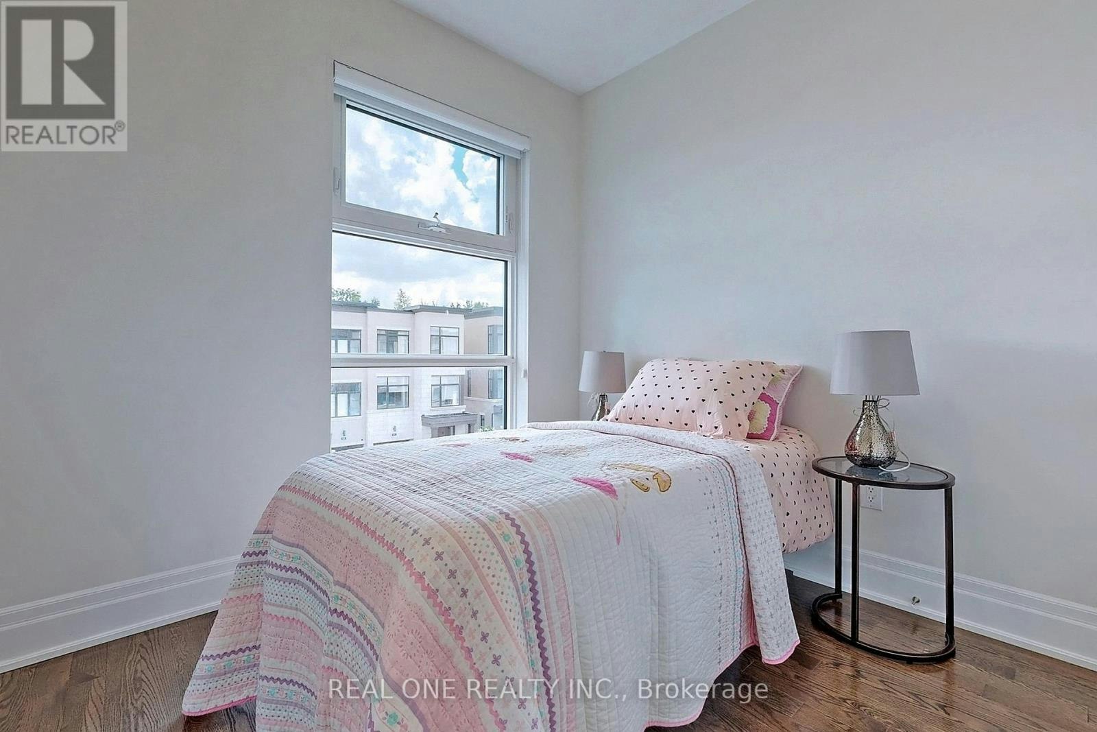 107 Carrville Woods Circle, Vaughan, ON, L6A 4Z6 - 33