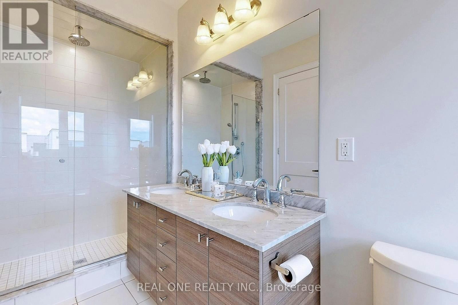 107 Carrville Woods Circle, Vaughan, ON, L6A 4Z6 - 30