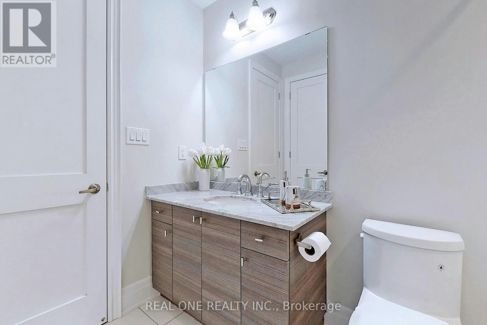 107 Carrville Woods Circle, Vaughan, ON, L6A 4Z6 - 26