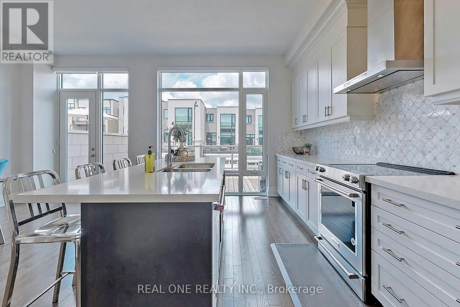 107 Carrville Woods Circle, Vaughan, ON, L6A 4Z6 - 22