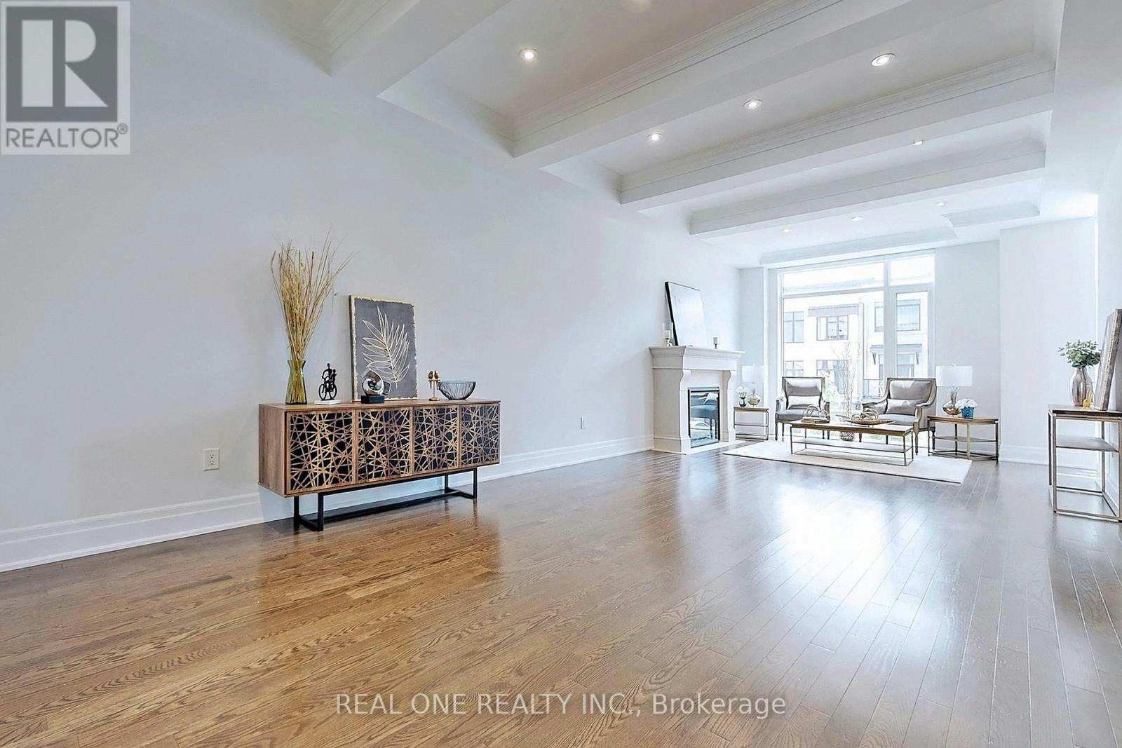 107 Carrville Woods Circle, Vaughan, ON, L6A 4Z6 - 6